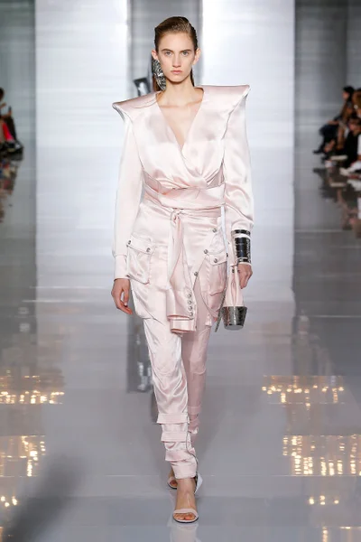 Look 46